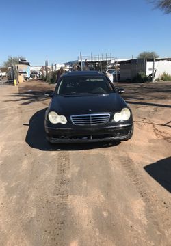 06 Mercedes benz c 230 part out
