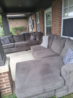 Gray Fabric 3-Seat  Sectional Sofa