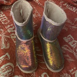 Sequence Pink Boots with Faux Fur Lining 