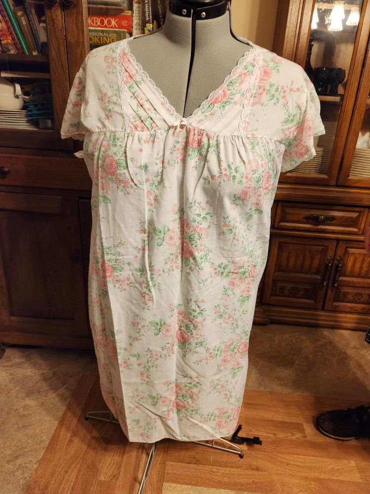 Quiet Moments Nightgown