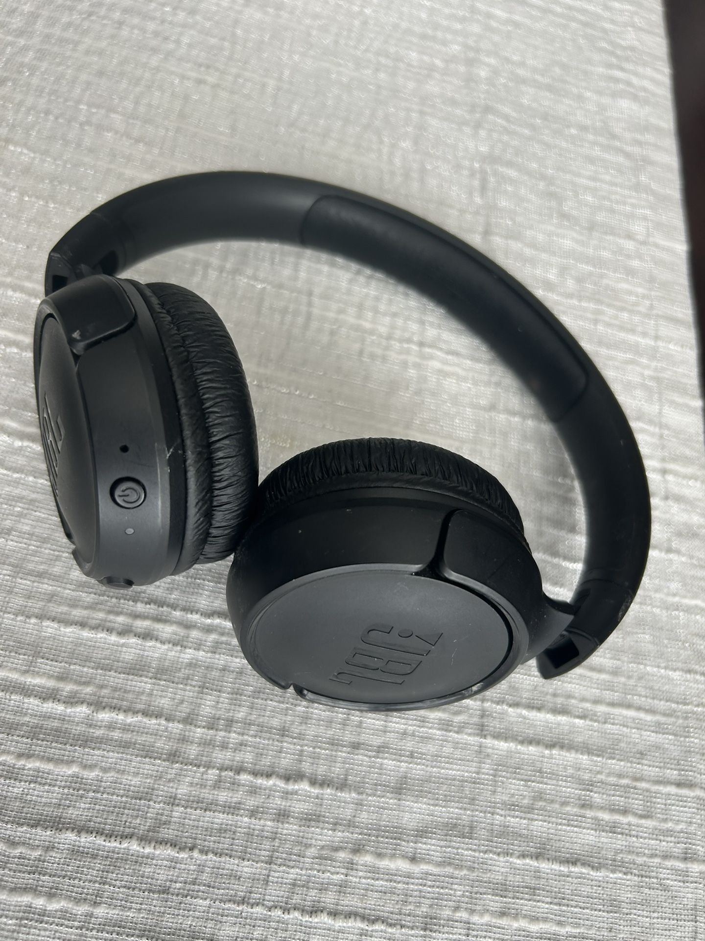 JBL Tune 770NC-Black