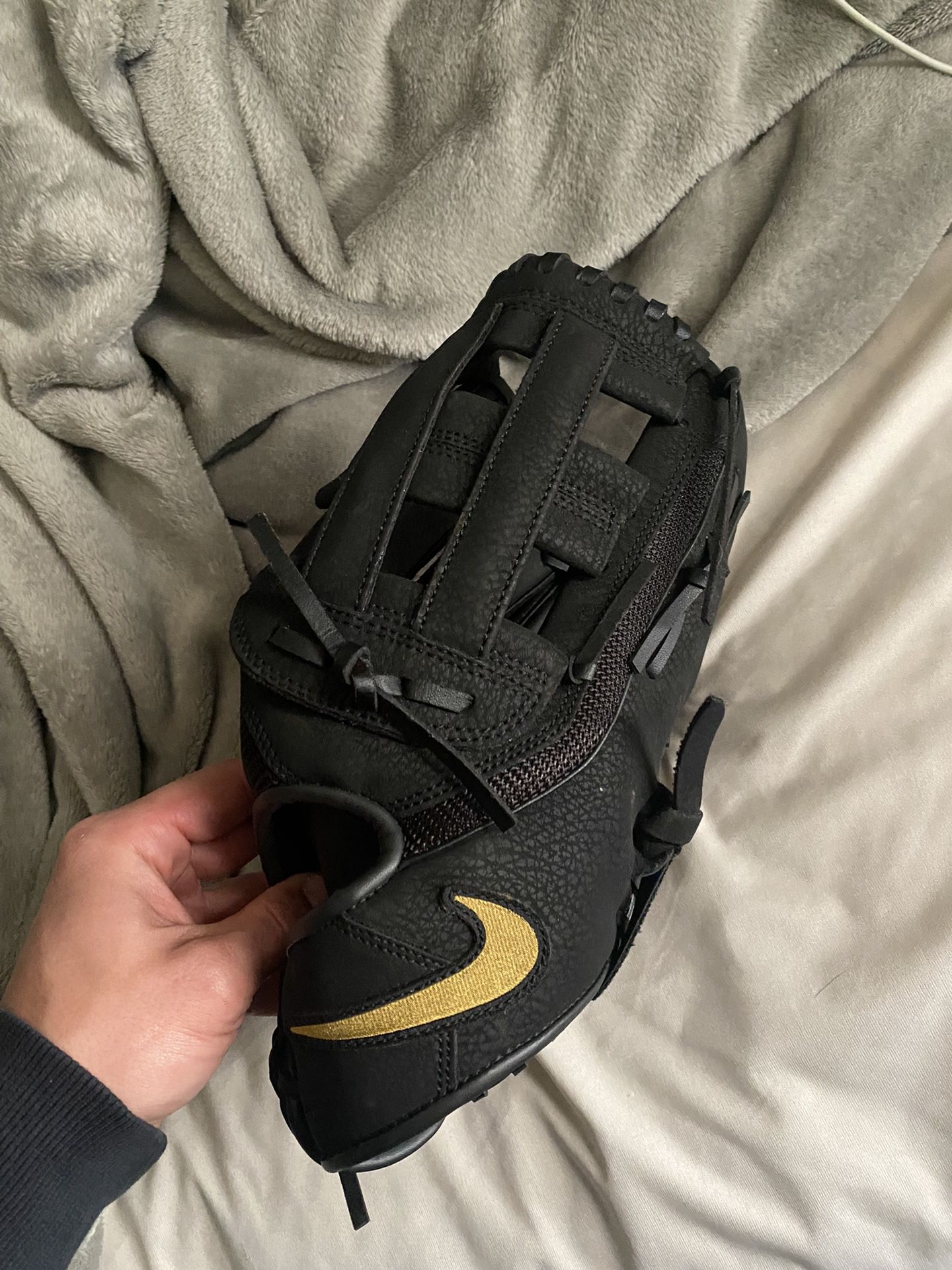 Nike Baseball Glove Force Edge 12”