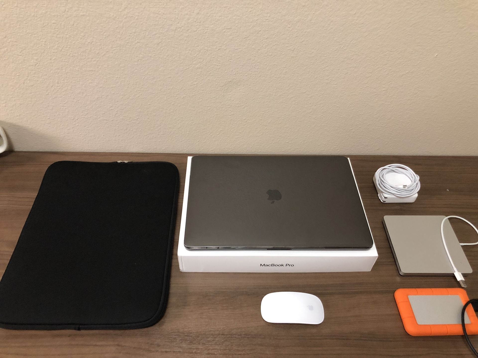 2016 15” MacBook Pro touchbar
