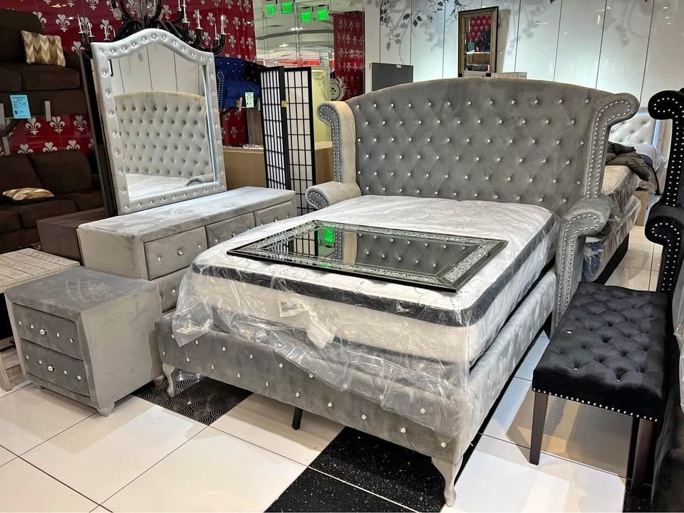 Brand New🤝$10 Down Payment Finance 💌Alzire Gray 4 Piece Queen Velvet Bedroom Set