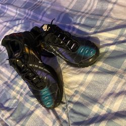 Nike Air Max Plus Size (6.5)