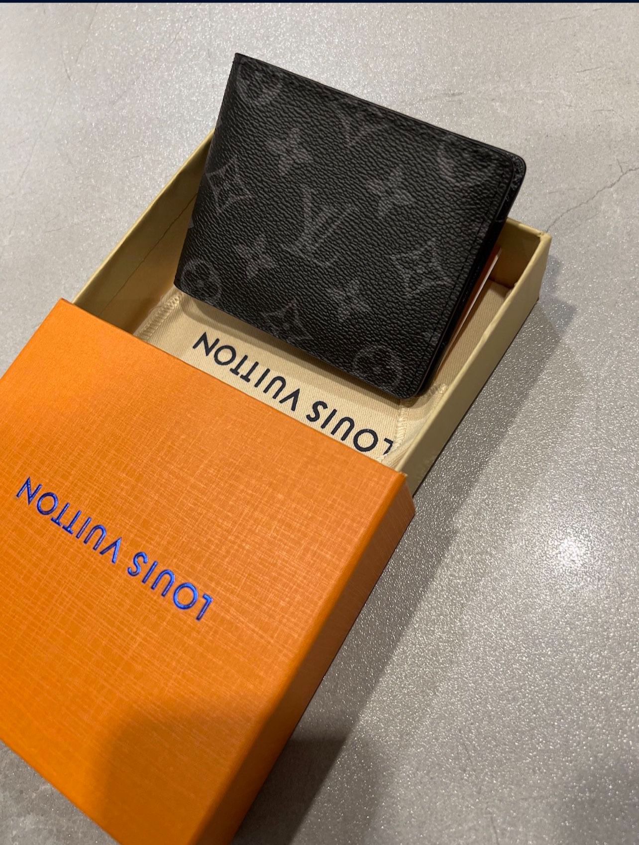 Louis Vuitton Men’s Monogram Wallet