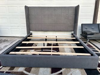 King Size wingback Bed frame With USB Ports- READ Description
