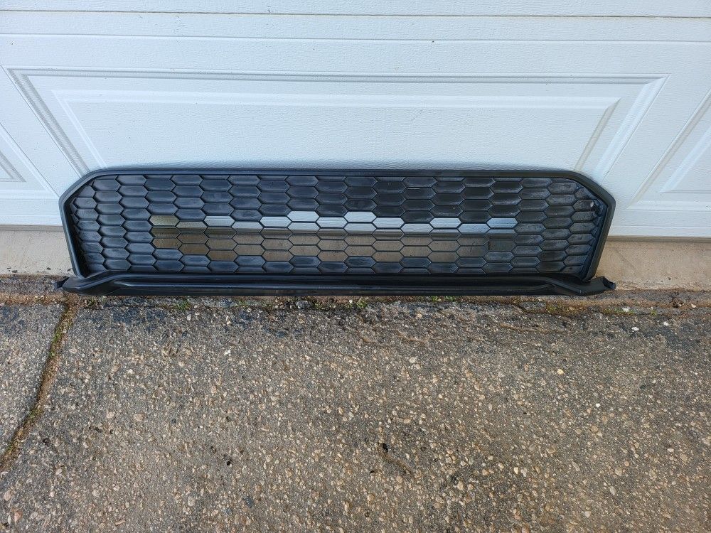 2025 - 2026 Honda Civic Front Lower Grille Oem