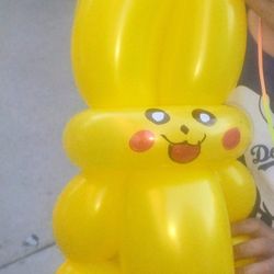 Facepainting Station, Glitter Hair, Balloons For Twisting