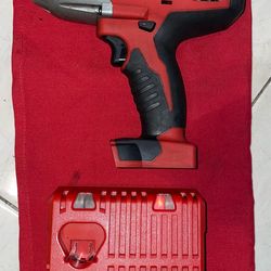 Milwaukee 1/2 Impact w/Battery