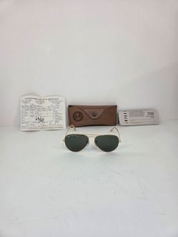 Vintage Bausch & Lomb Ray-Ban Aviator Sunglasses w/ Original Case & Papers