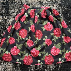 Women’s Floral Skirt Size Large 