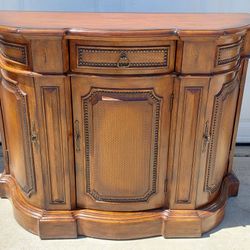 Ashley FURNITURE  