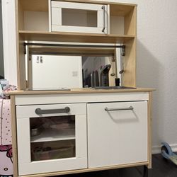 IKEA Kids Functional Kitchen 