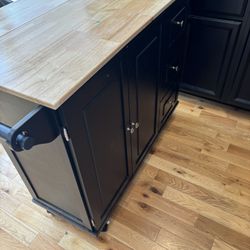 Kitchen Island And 2 Stools For Sale 