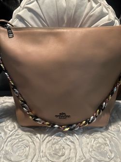 Coach Leather Shoulder Bag with Chain Stra￼