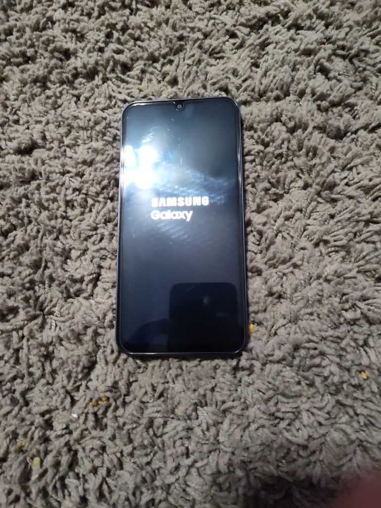 Samsung Galaxy A15 5G (Boost Mobile Only)