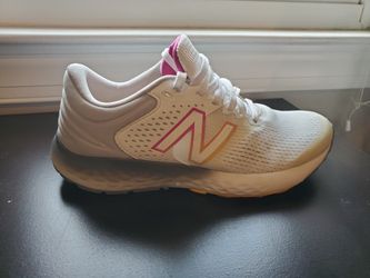 New Balance 520