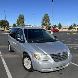 2007 Chrysler Town & Country