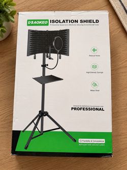 Aokeo Professional Microphone Isolation Shield new