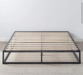 BRAND NEW Zinus Joseph 10" Metal Platform Bed Frame - King Size