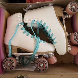 Impala Roller Skates – Like New (No Wear)