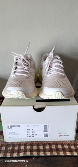 lululemon tennis shoes