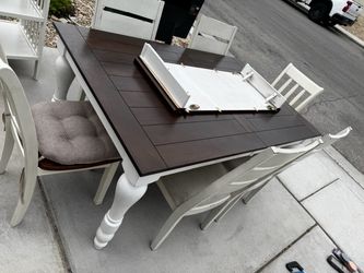 living spaces farm table