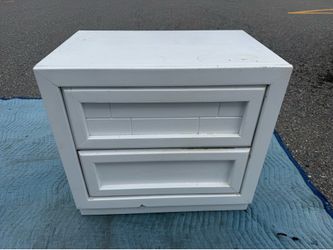 'Dixie Furniture Company' Real Wood Nightstand