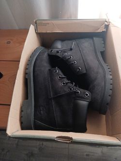 Black Timbs