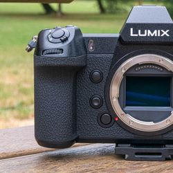 Panasonic Lumix DC-S1H