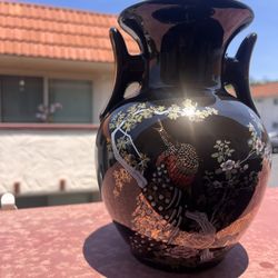 Vintage Porcelain Asian Vase