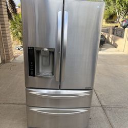 Refrigerator LG Stainless Steel 4 Door 