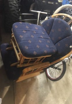 Rocking chair and footrest for sell