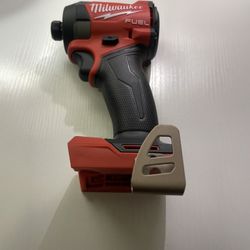 New Milwaukee M18 FUEL 1/4” HEX IMPACT DRIVER (Tool Only Solo Herramienta)
