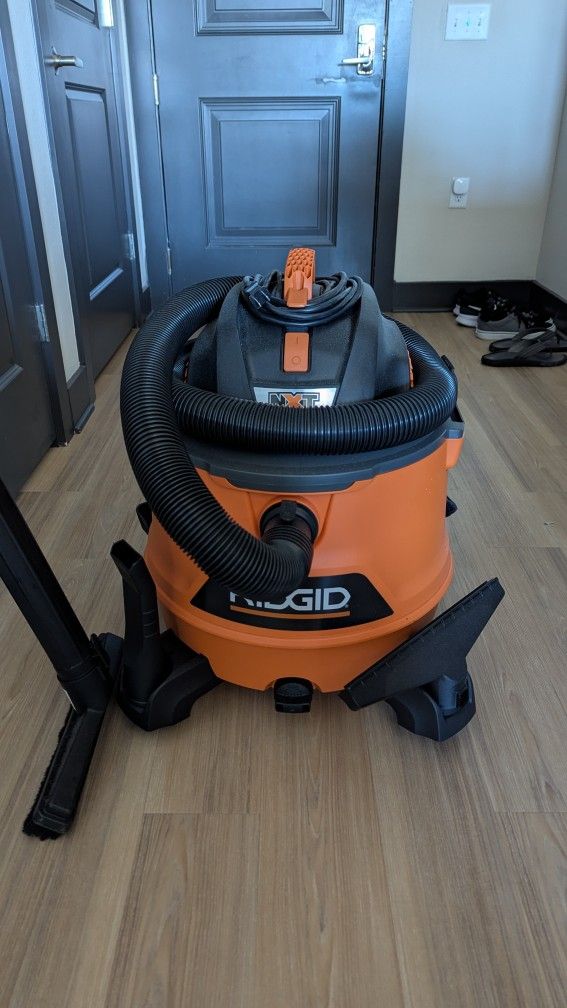 Ridged Wet/Dry Vacuum 14Gallon