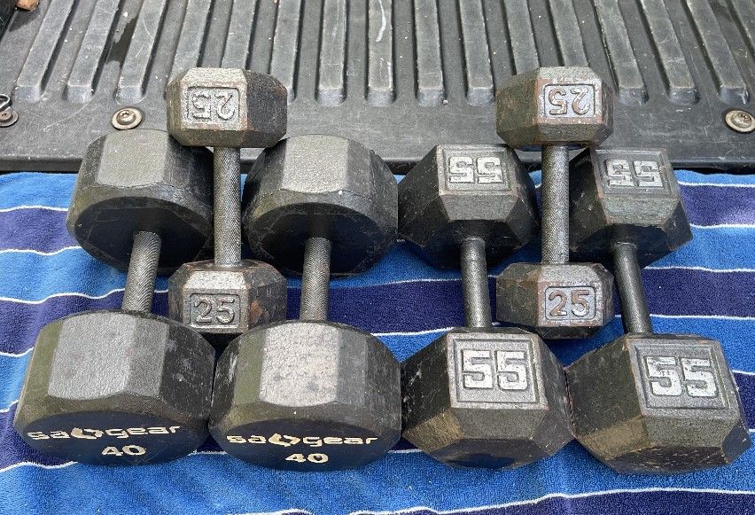 SET OF DUMBBELLS (PAIRS OF) : 25s 40s 55s