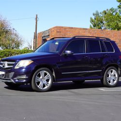 2013 Mercedes-Benz GLK350  low mileage