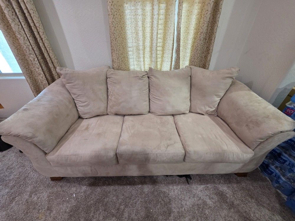 Sofa 5 Seater For Sale $100