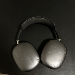 Apple AirPod Pro( Carging Port Doesn’t Work And Couple Of Scratch’s)