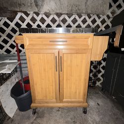 Kitchen rolling Cabinet