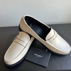 Loafers SAINT LAURENT  Women’s White EU 37.5 US Size 7