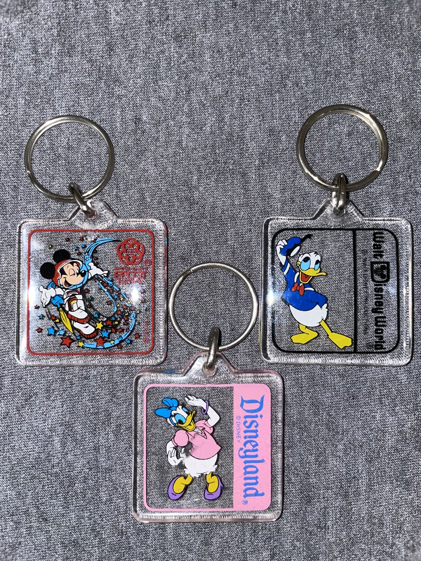 LOT OF 3 VINTAGE DISNEY ACRYLIC KEYCHAINS