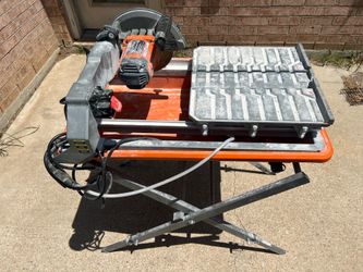 Ridgid wet saw with stand