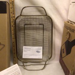 ♨️ Grilling Basket By Pampered Chef’s ♨️ NEW IN Open BOX♨️ 🌽 🧅 Great For Veggies 🧅🌽