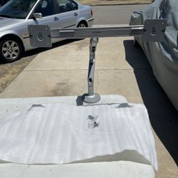 Dual Monitor Arm Holder By Humanscale 