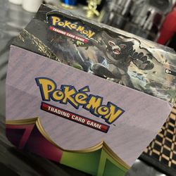 Random Pokémon Cards