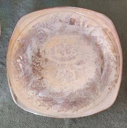 Jeanette Louisa Floragold 8" plates. 5 total. Beautiful flower motif. NO CHIPS OR CRACKS.