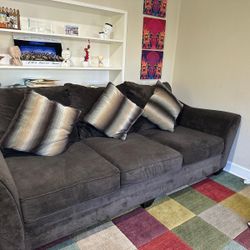 3 Seater Sofa With Wide Seating 