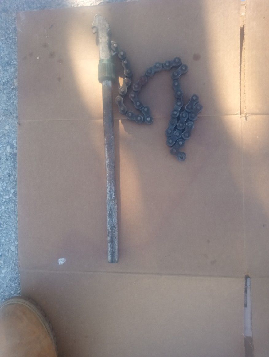 Chain Wrench